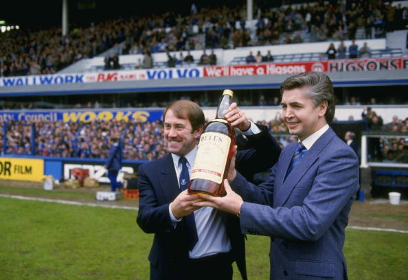 Howard Kendall the manager of Everton