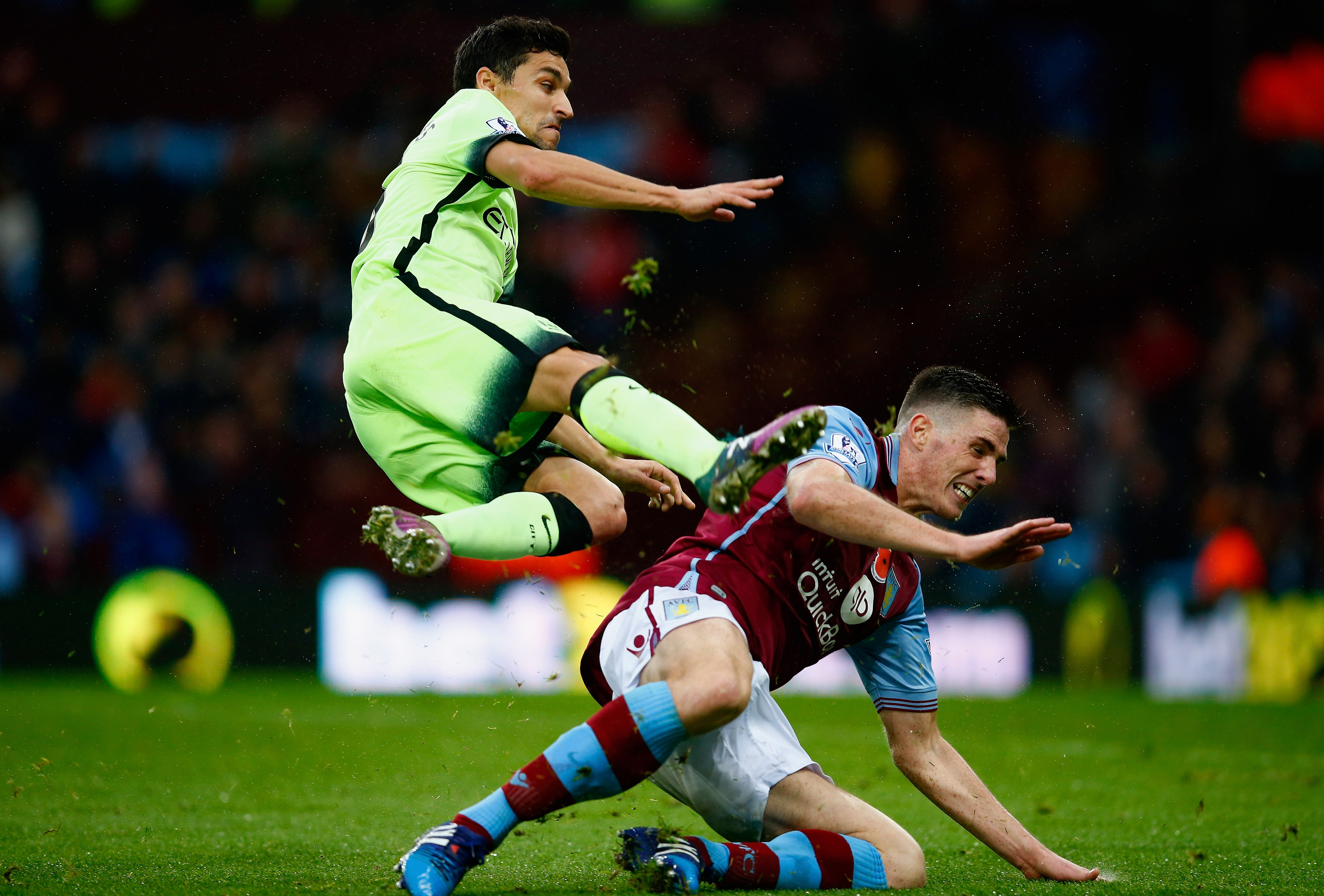 getty_AstonVillaManchesterCity2015118