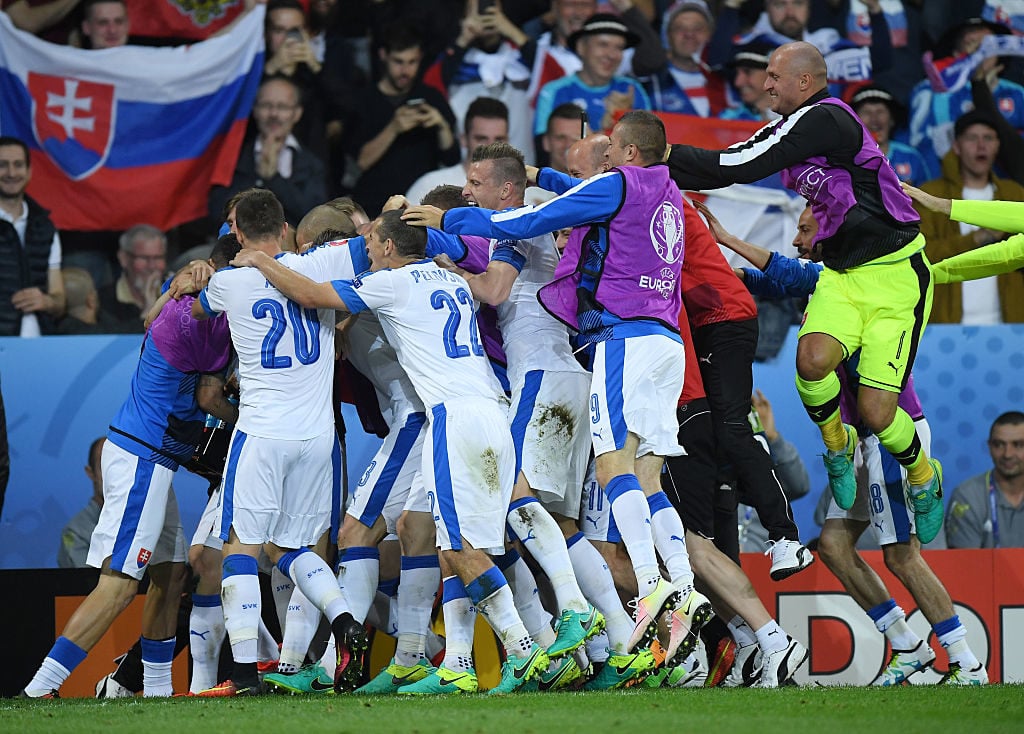 LILLE, FRANCE - JUNE 15:  Vladimir Weiss of Slovakia celebrates with team mates after scoring his sides first goal during the UEFA EURO 2016 Group B match between Russia and Slovakia at Stade Pierre-Mauroy on June 15, 2016 in Lille, France.  (Photo by Matthias Hangst/Getty Images)