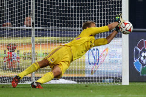 FC Schalke 04 v West Ham United – Schalke 04 Cup Day 1