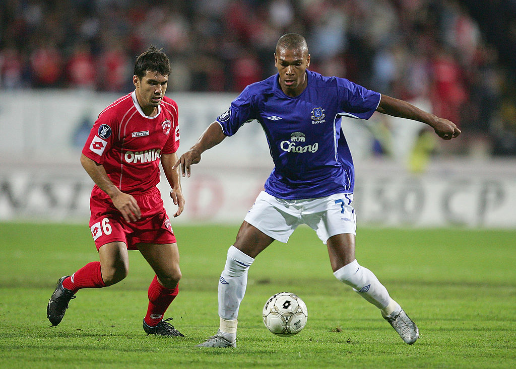 Dinamo Bucharest v Everton