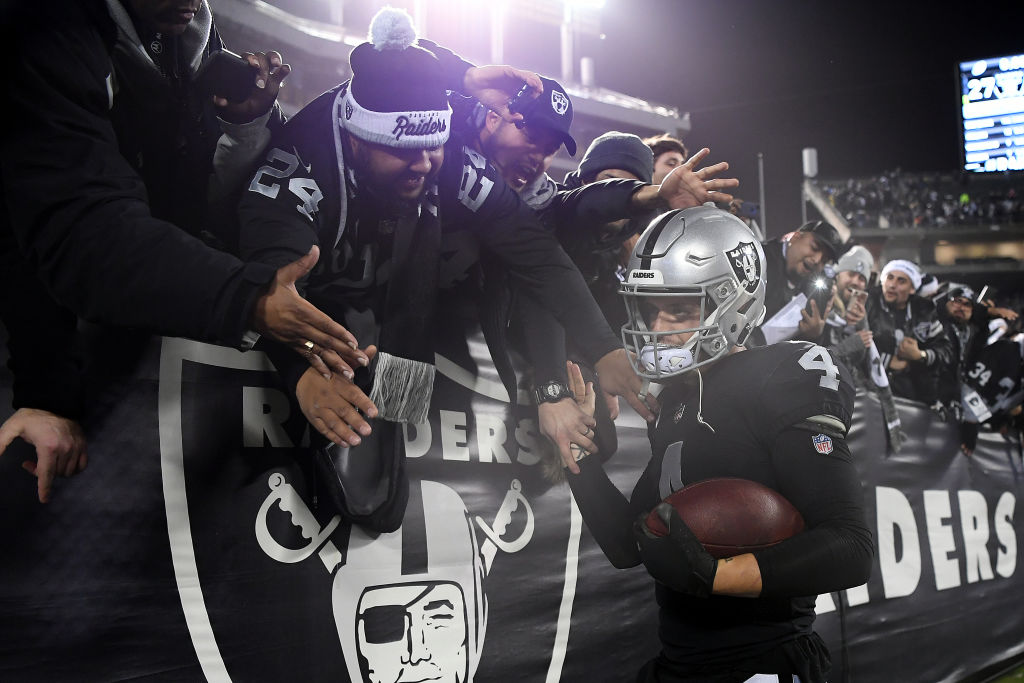Denver Broncos v Oakland Raiders