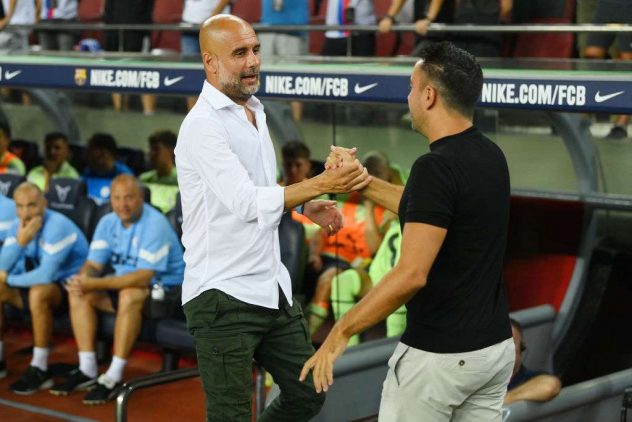getty_GuadiolaPepXaviManCityBarcelona_20220825