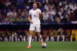 Adrien Rabiot kertoi miksei siirtynyt Manchester Unitediin: ”Kun katsoo, missä tilassa se seura on…” aop_rabiotadrien20240629