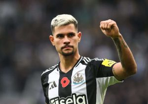 Newcastle-tähti nauttii roolistaan maajoukkueessa: ”On ollut ilo olla mukana” aop_guimaraesbruno20241103