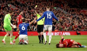 Merseysiden derbystä tunnustettiin iso tuomarivirhe – tätä mieltä oli Arne Slot aop_TarkowskiJames202543