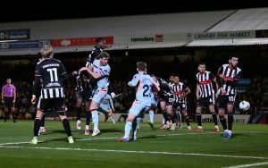 Sensaatiojoukkue koki murskatappion cupissa aop_GrimsbyBrentford20251029