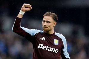 Romano: Aston Villa tekee jatkosopimuksen luottopelaajansa kanssa aop_cashmatty20251019