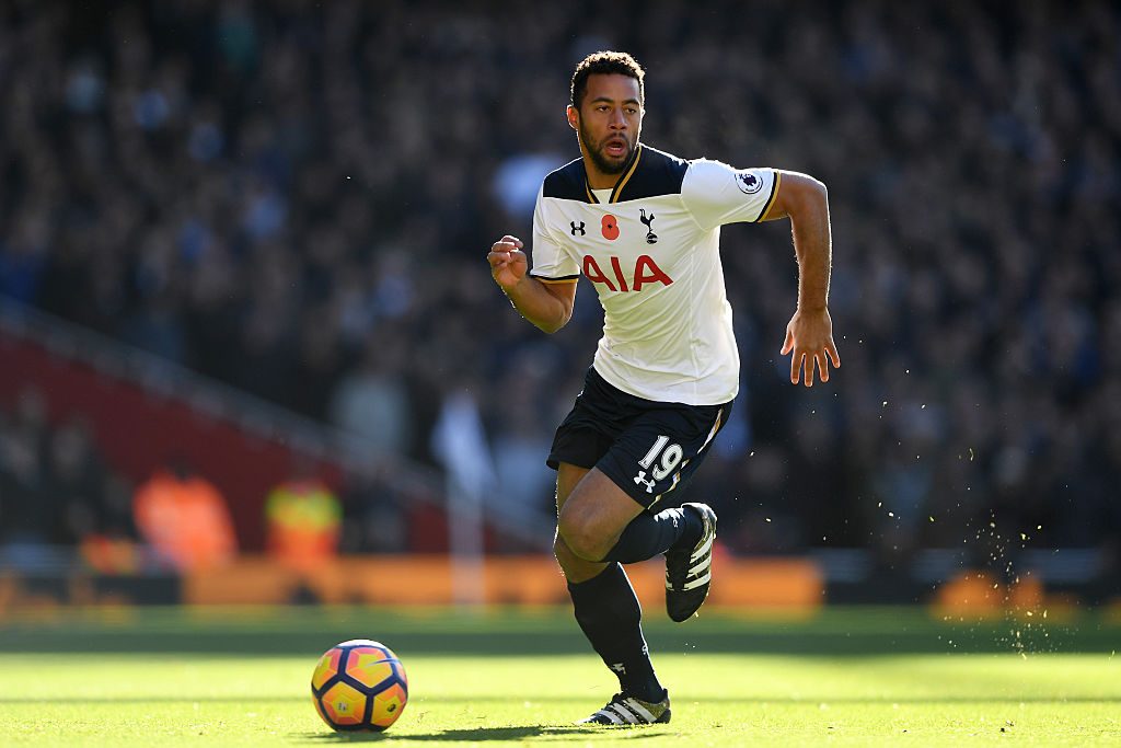 LONDON, ENGLAND - NOVEMBER 06: Mousa Dembele of Tottenham Hotspur in action during the Premier League match between Arsenal and Tottenham Hotspur at Emirates Stadium on November 6, 2016 in London, England.  (Photo by Shaun Botterill/Getty Images)